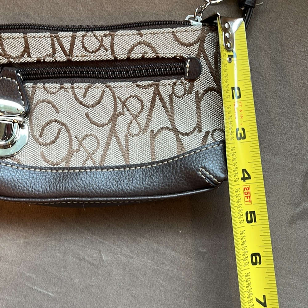 New York & Company Brown and Cream Wristlet - Picture 7 of 7